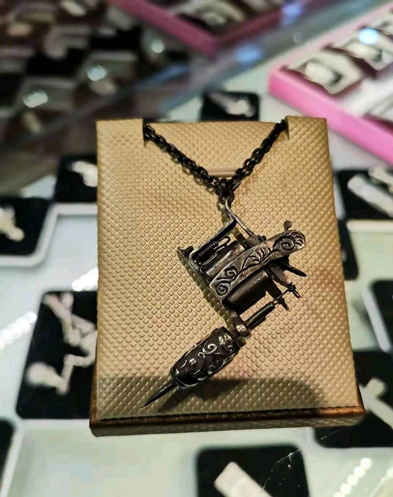 纯手工打造文身机吊坠纹身图片_手工制作纹身图案