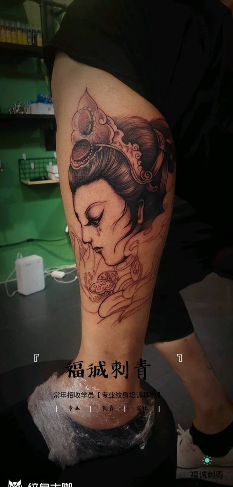 艺伎（未完成）纹身图片_腿部新传统纹身图案