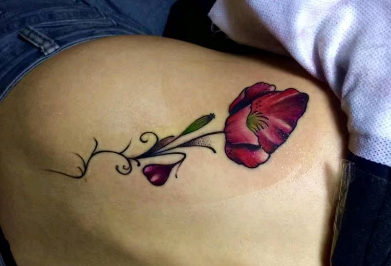 赤峰刺尊堂-花纹身图片_腰部水墨水彩纹身图案