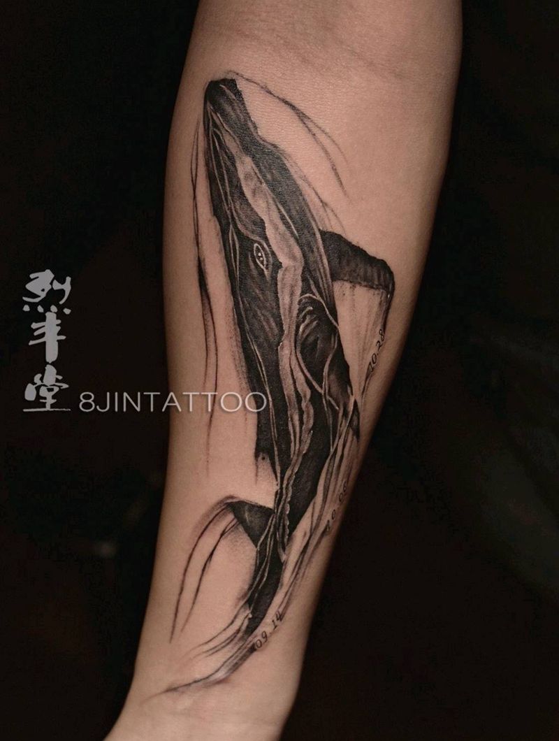 鲲纹身图片_手臂水墨鲲纹身图案