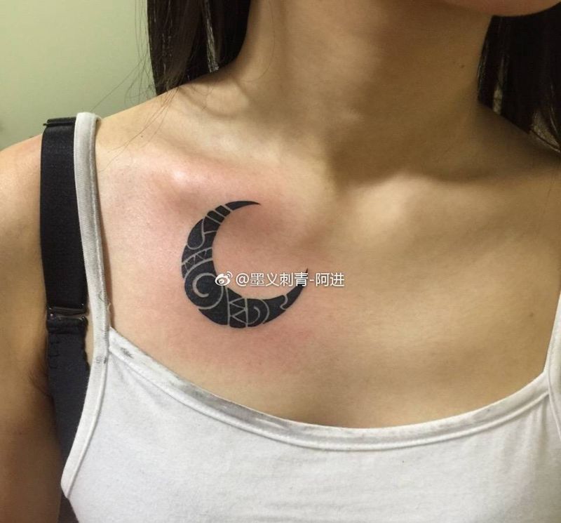 月纹身图片_图腾清新成品纹身图案
