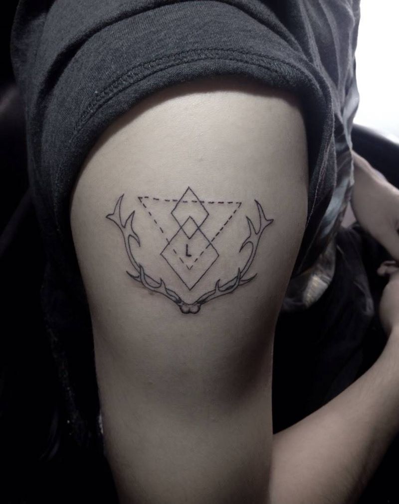 小鹿角纹身图片