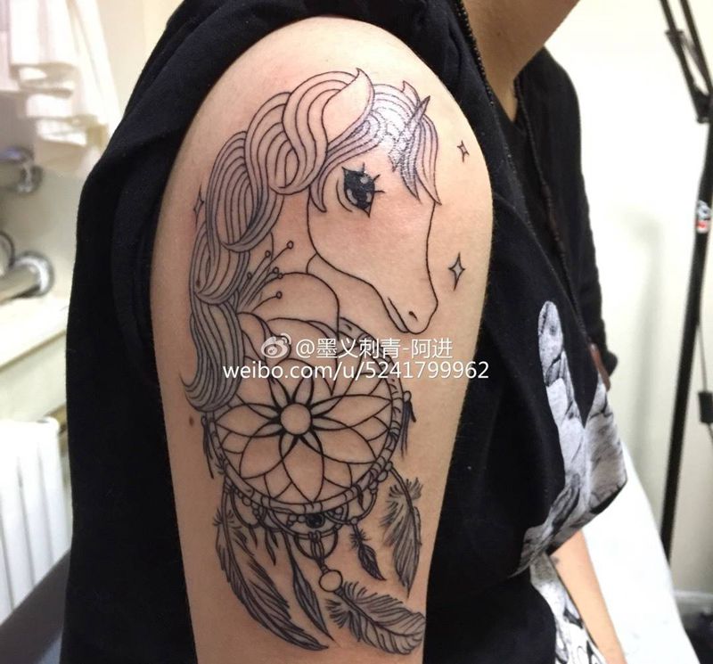 天马捕梦网纹身图片