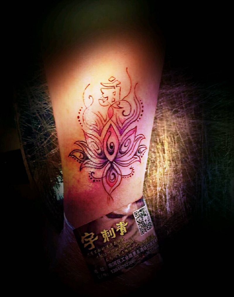 梵花一枚纹身图片_脚部清新原创小图成品纹身图案