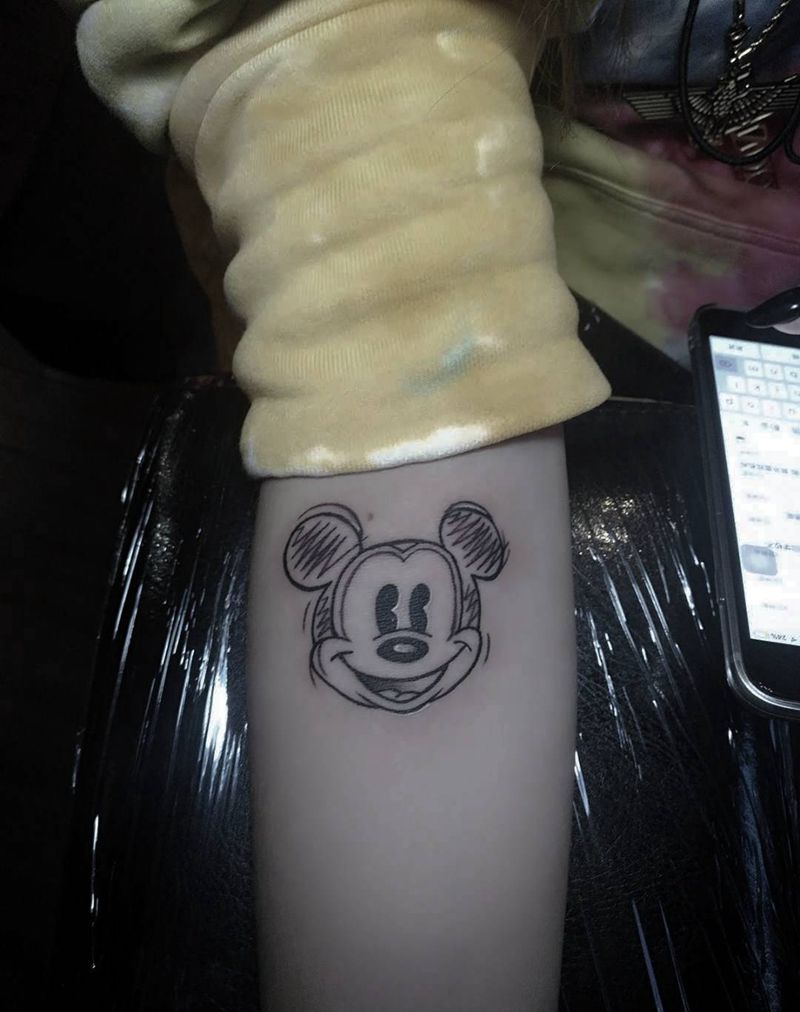 米奇纹身图片_手臂几何纹身图案