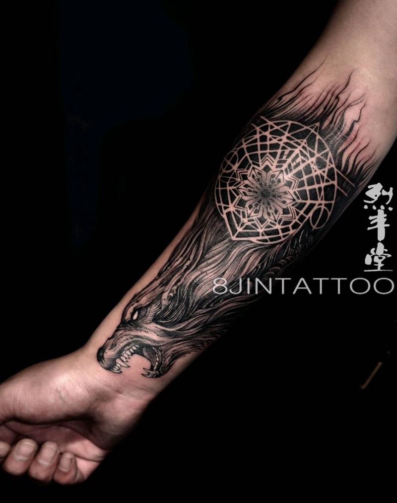 图腾狼～遮盖作品纹身图片_手臂点刺图腾遮盖狼点刺图腾纹身图案