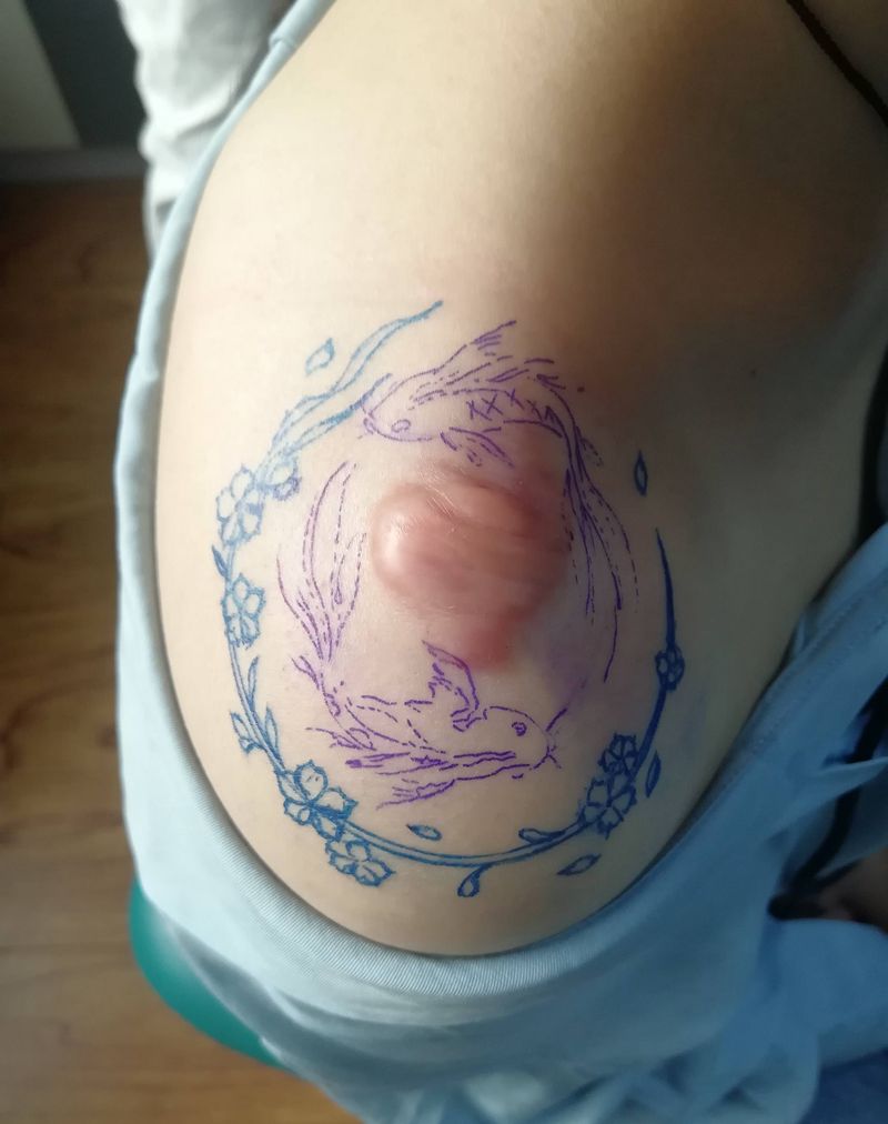 修复疤痕纹身图片_肩部水墨盖疤纹身图案