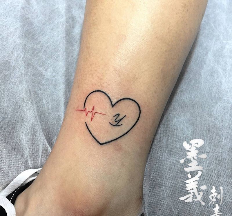 心纹身图片_手稿插画胸部成品肩部腰部背部颈部腿部手部纹身图案