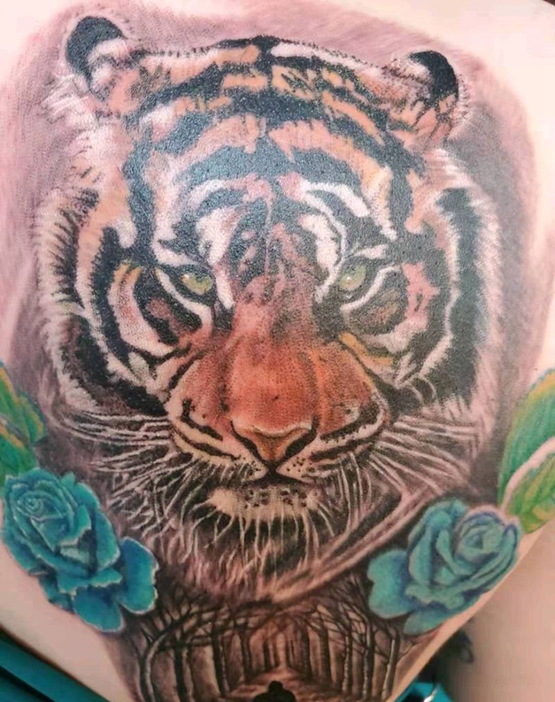 虎头纹身纹身图片_肩部背部欧美写实纹身图案