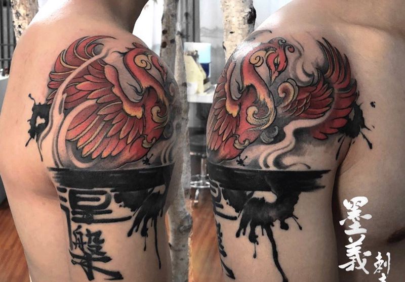 凤凰涅槃纹身图片_手臂肩部新传统老传统纹身图案