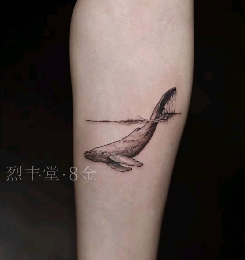 鲸和鹿纹身图片_腿部手臂欧美写实小清新小鹿鲸鱼纹身图案