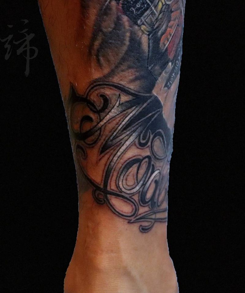 盖中盖纹身图片_脚部腿部成品欧美纹身图案