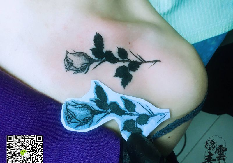 小图一套纹身图片_手臂胸部纹身图案