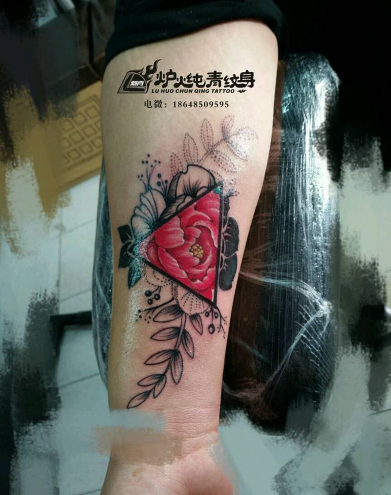 一朵鲜花纹身图片