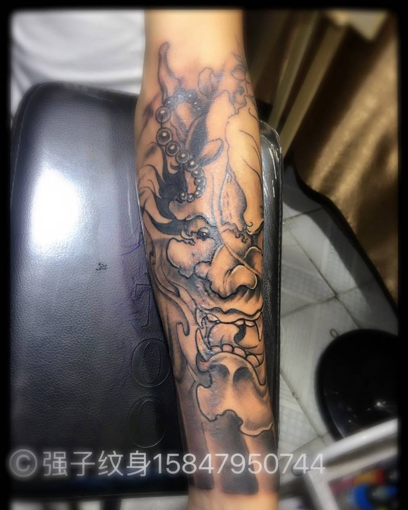 包小臂 般若纹身图片