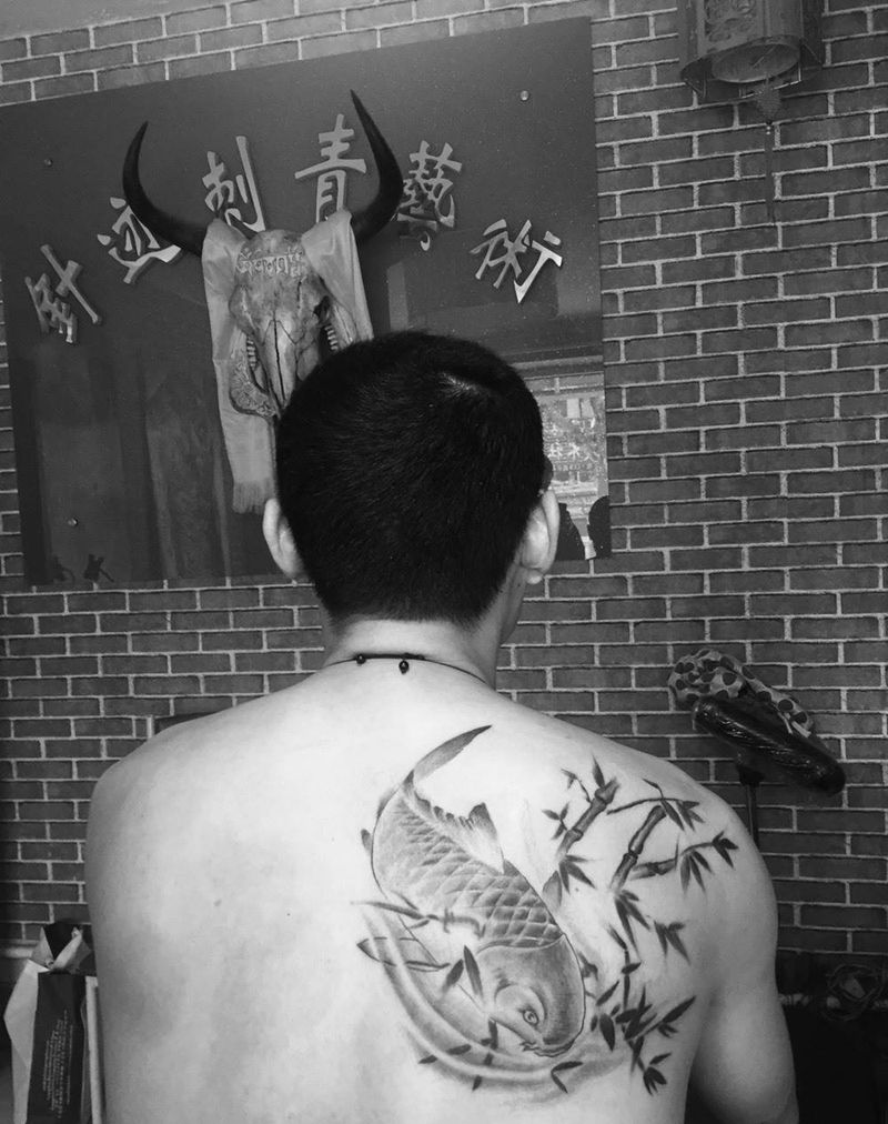 鲤鱼纹身图片