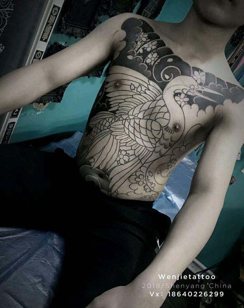 纹杰老师工作，老传统未完纹身图片_背部老传统纹身图案