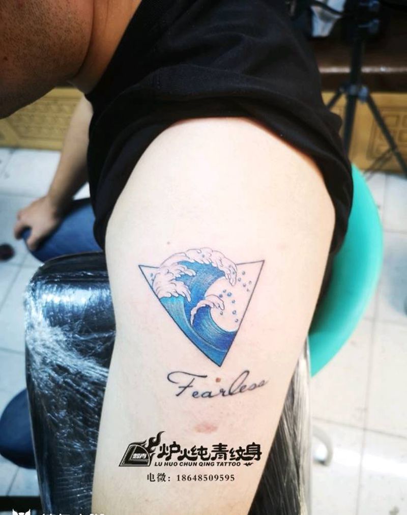 浪纹身图片
