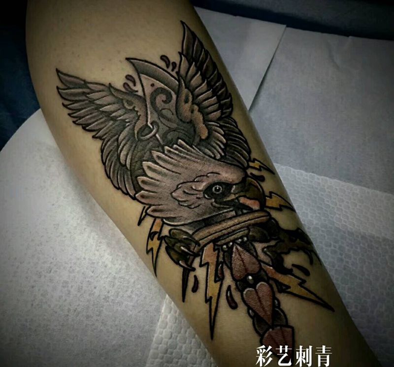 店内school纹身图片_腿部脚部Old SchoolNew School纹身图案