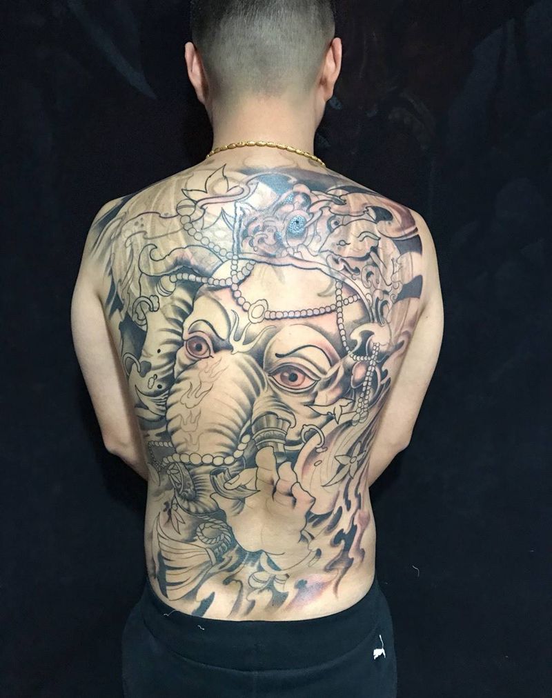 黑灰完成...纹身图片