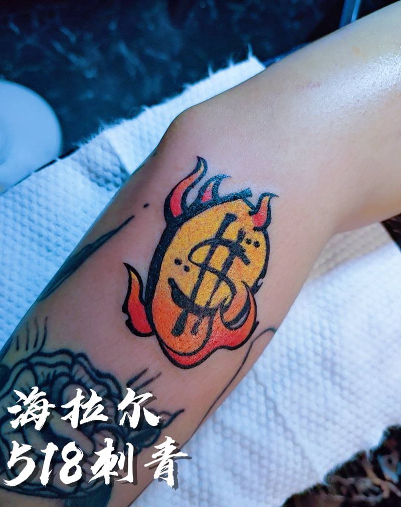 钱币纹身图片_手臂New SchoolOld School纹身图案
