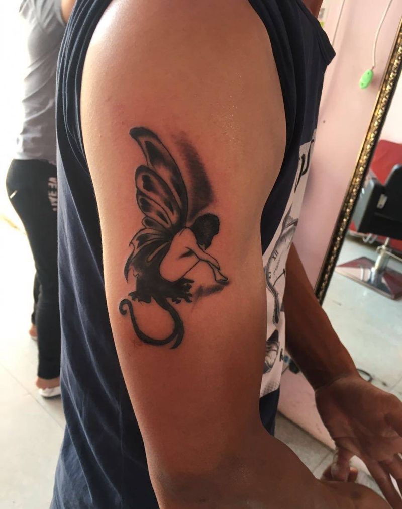 蝴蝶美女纹身图片_手臂人物成品纹身图案