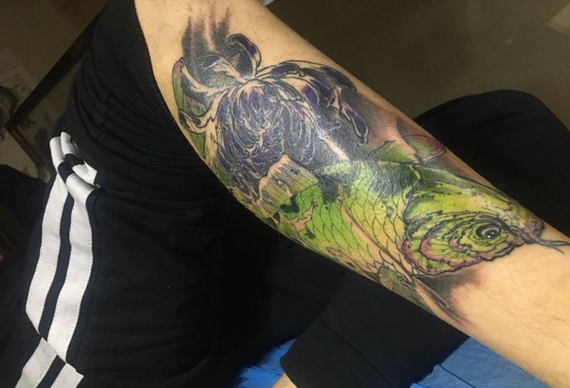 绿鲤鱼-（选自鬼1）纹身图片