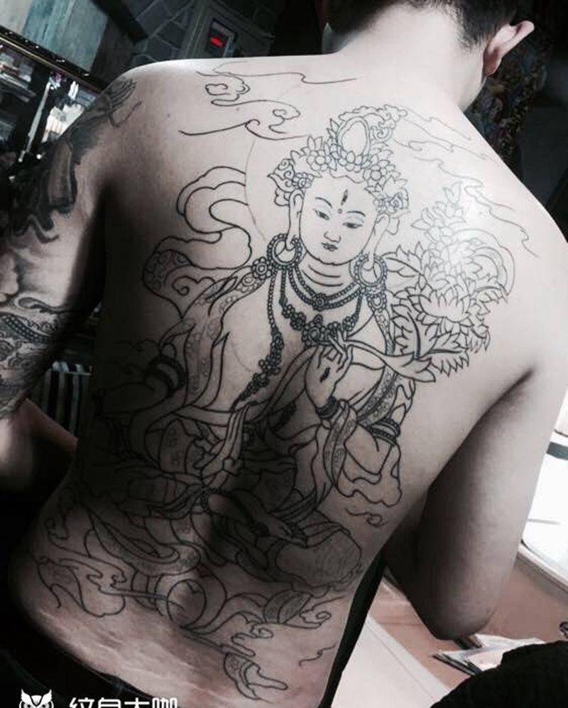 绿度母纹身图片_背部传统人物纹身图案