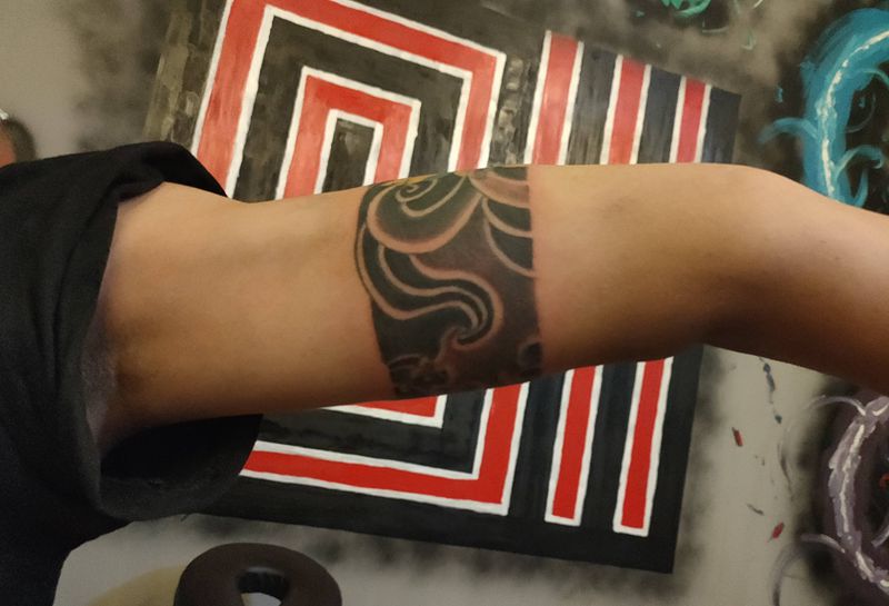 臂环纹身图片_手臂老传统臂环纹身图案