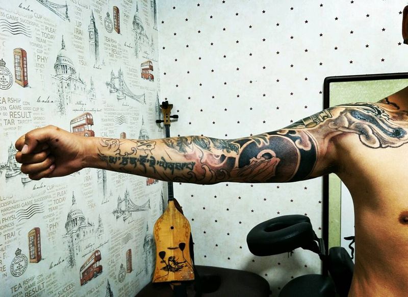 连接蒙古大花臂纹身图片