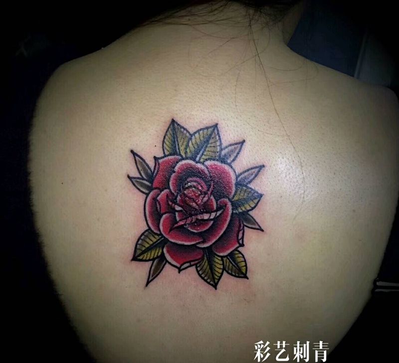 遮盖哈纹身图片_肩部背部Old SchoolNew School纹身图案