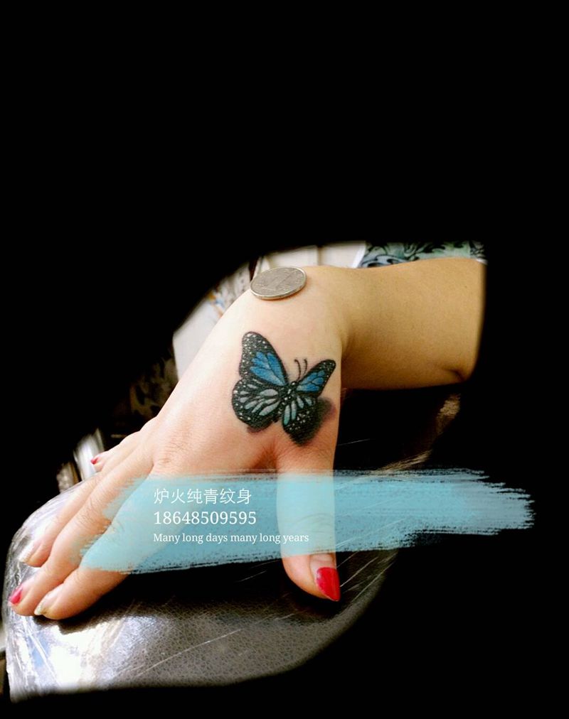 立体蝴蝶纹身图片