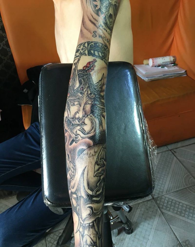 般若花臂纹身图片