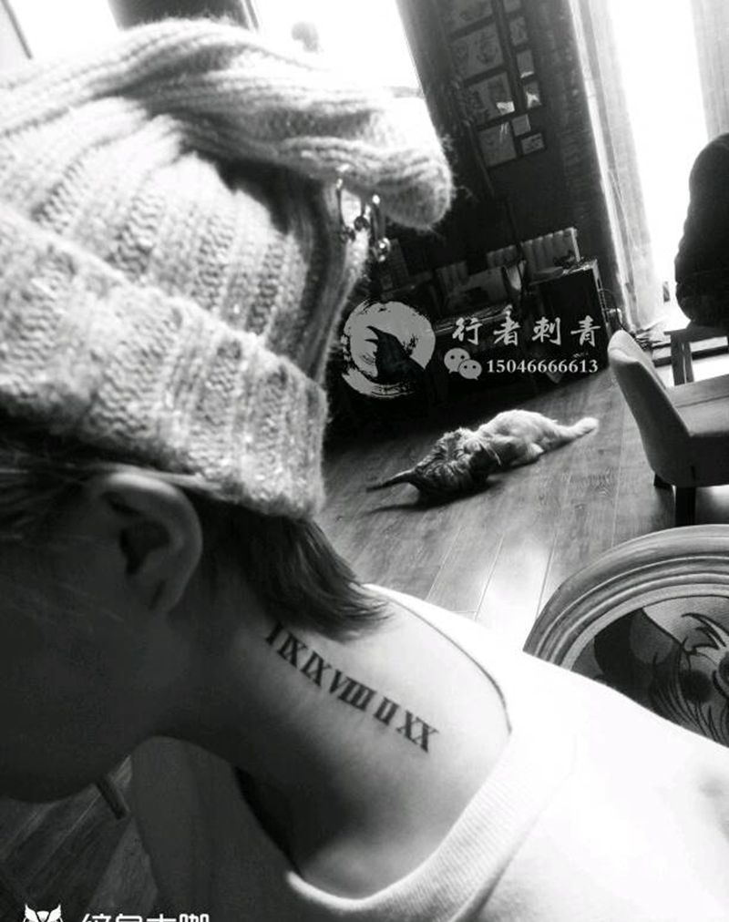 罗马数字纹身图片_颈部欧美成品纹身图案