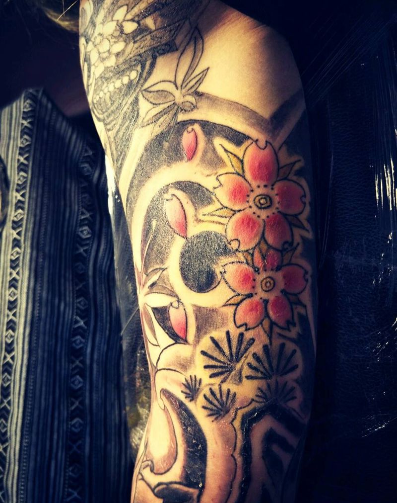 传统女士花臂纹身图片