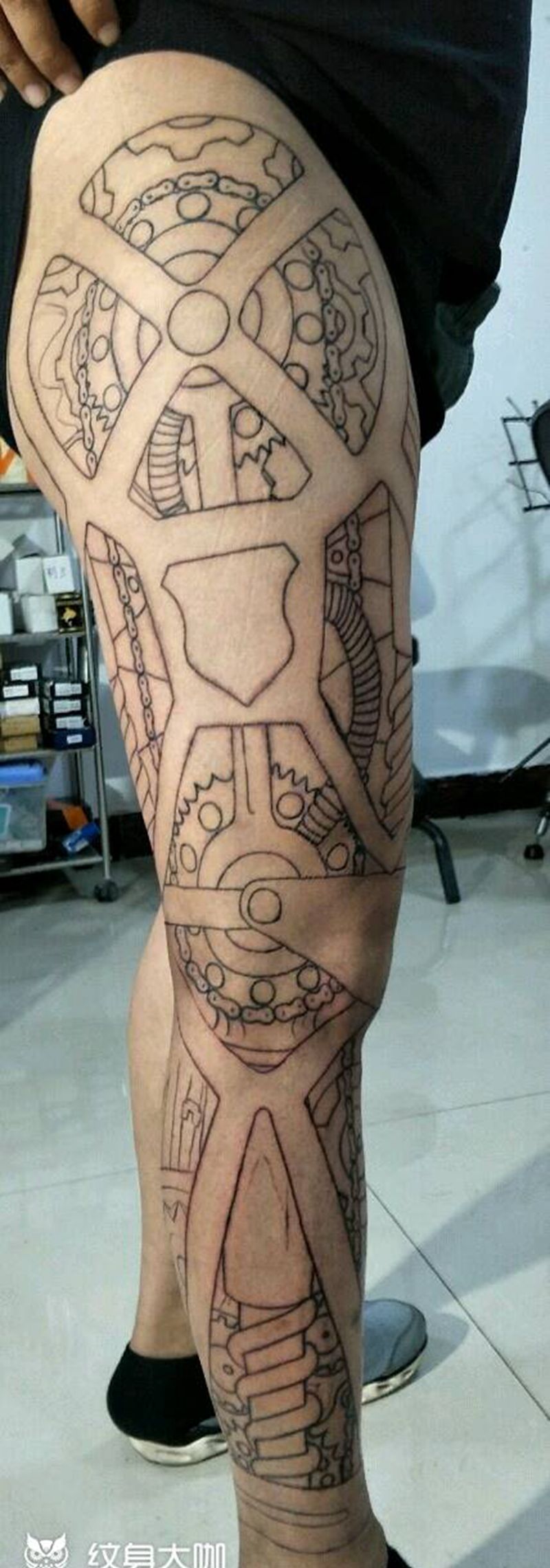 机械腿，骑士一枚纹身图片