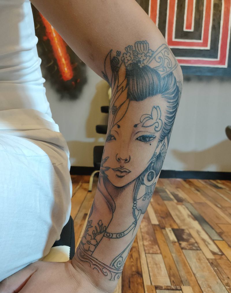 艺伎纹身图片_新传统老传统艺伎纹身图案