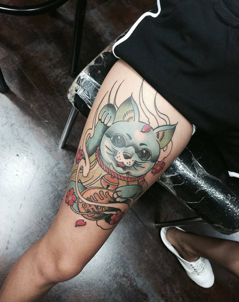 招财猫纹身图片_成品腿部动物纹身图案