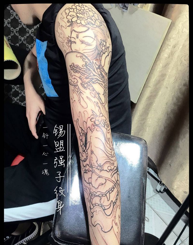花臂纹身图片_成品手臂传统人物纹身图案