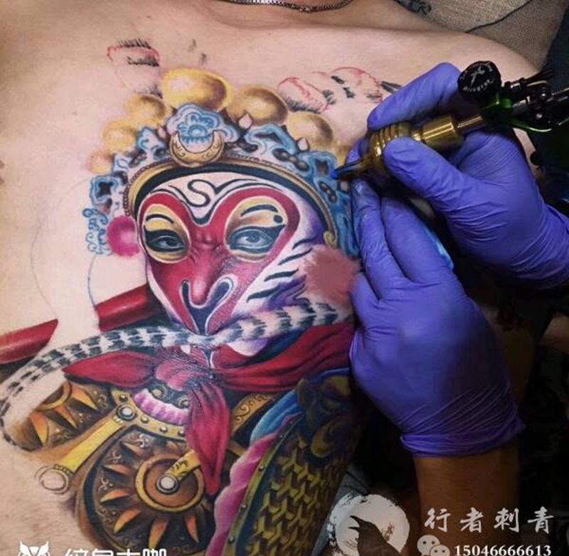 猴纹身图片_胸部成品纹身图案