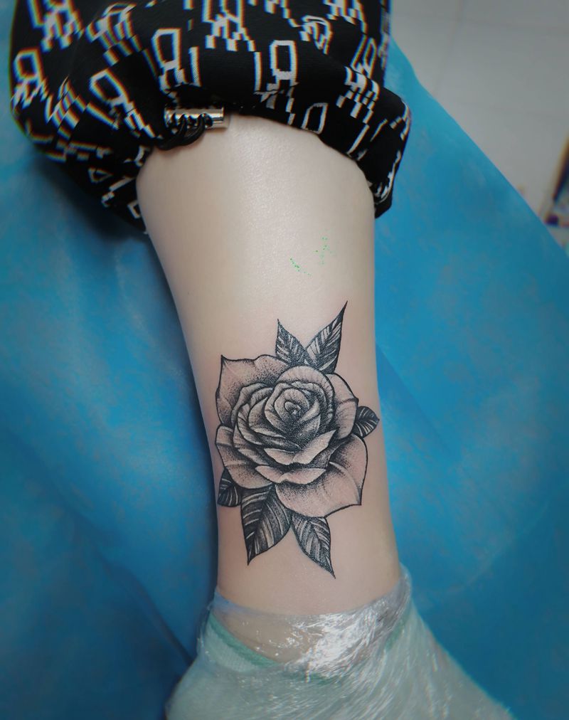 脚腕纹身图片_腿部点刺纹身图案