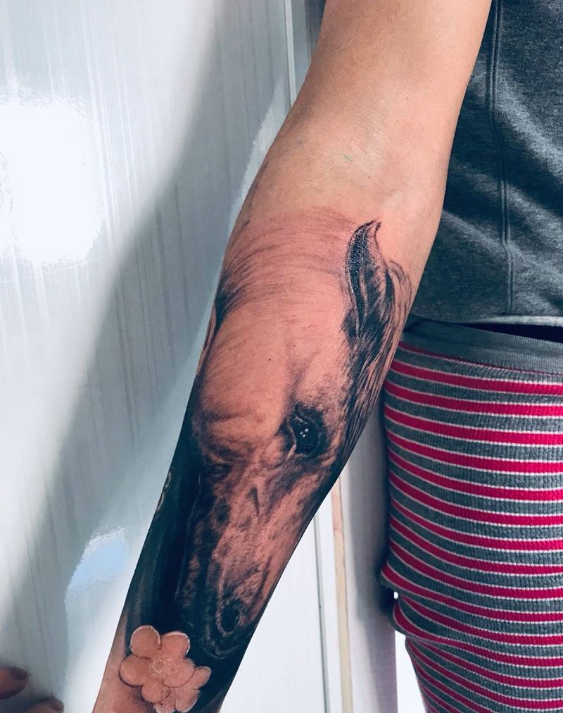 花臂（守护）未完纹身图片