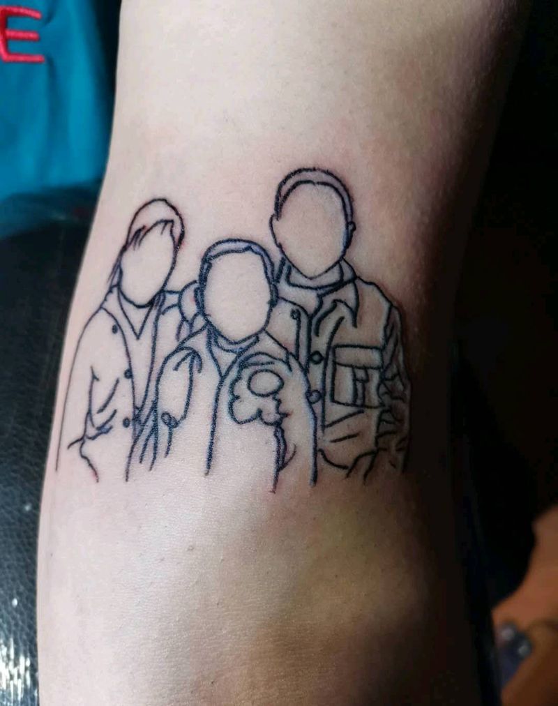 家人纹身纹身图片_手部纹身图案