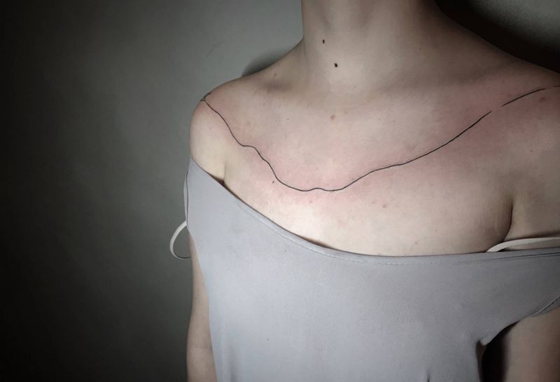 一条线纹身图片