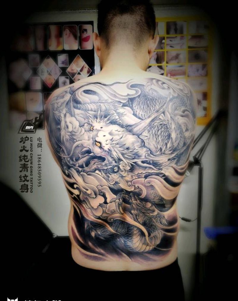 苍龙纹身图片_背部新传统纹身图案
