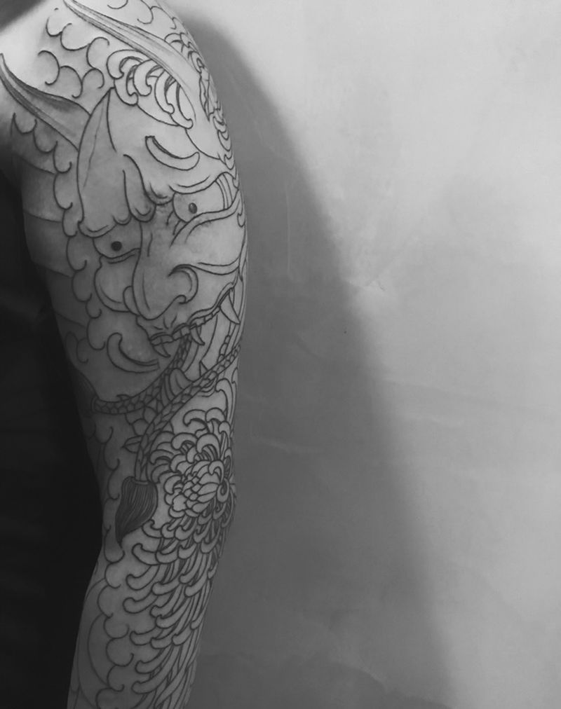 班若线条纹身图片