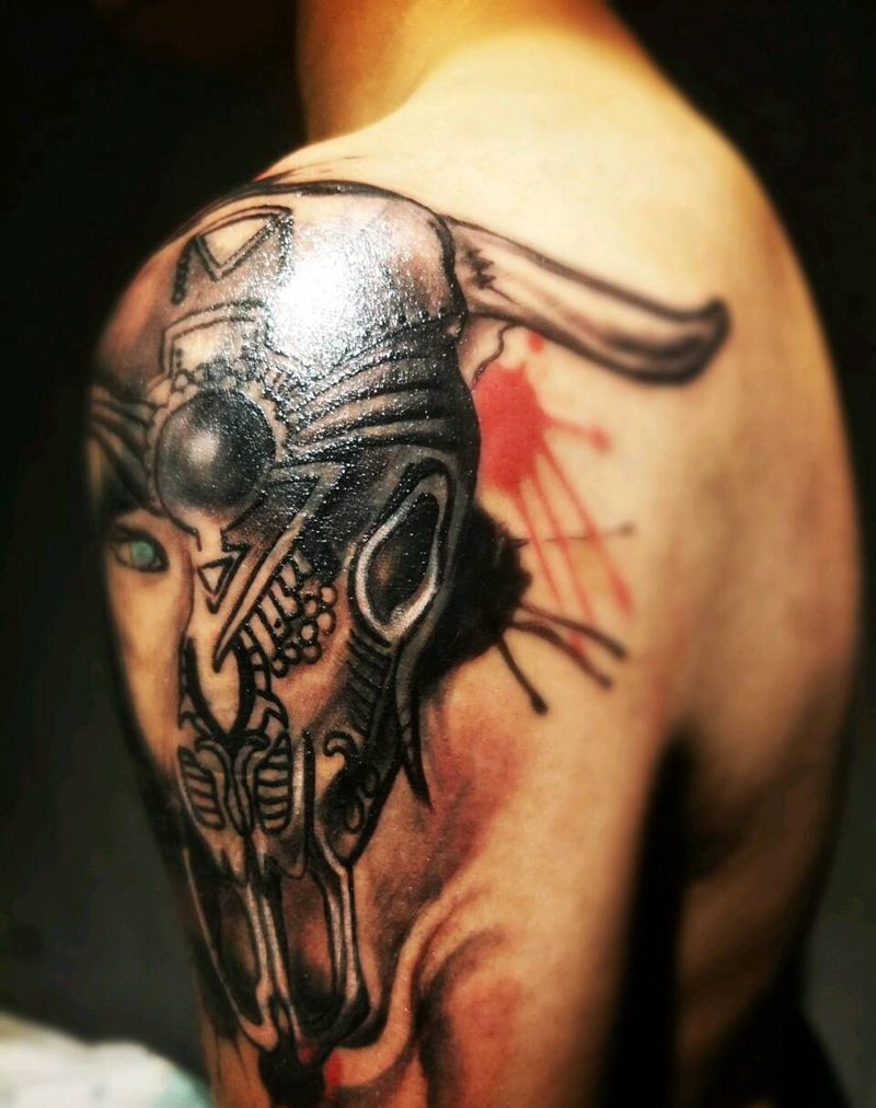 覆盖前女友纹身图片_肩部New School覆盖纹身图案