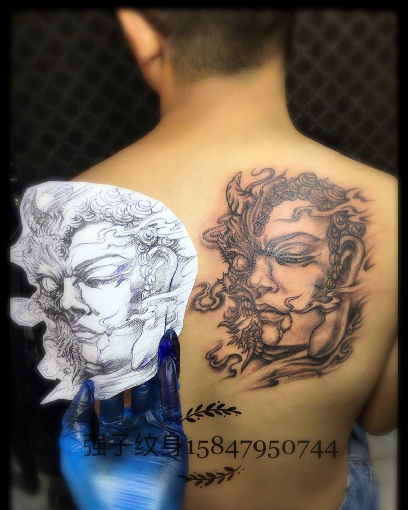 背部 一念之间纹身图片