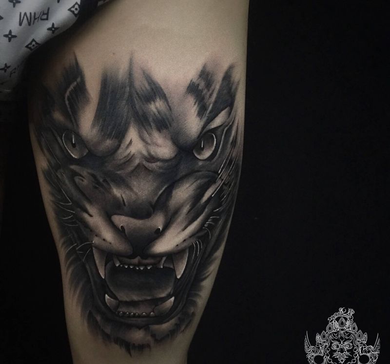 帅气老虎纹身图片_腿部欧美写实纹身图案