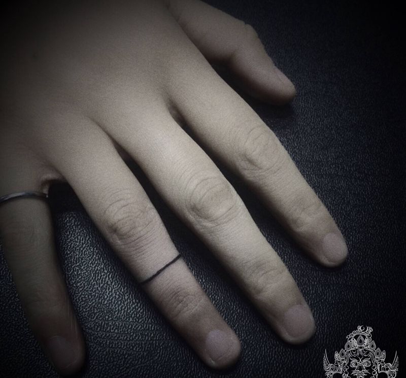 线纹身图片_手臂图腾几何纹身图案